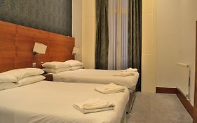 Leisure Inn Hotel